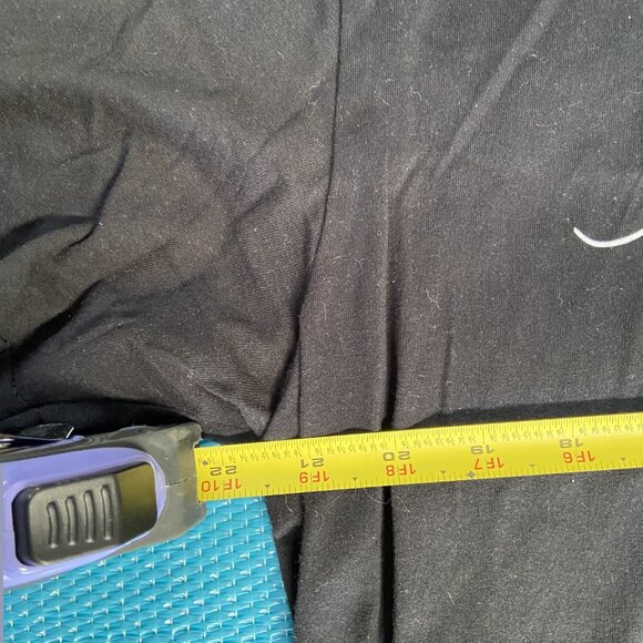 Large Gildan Softstyle Teeshirt Graphics Holtby Field (The Maroons Will Wish It - Picture 6 of 7